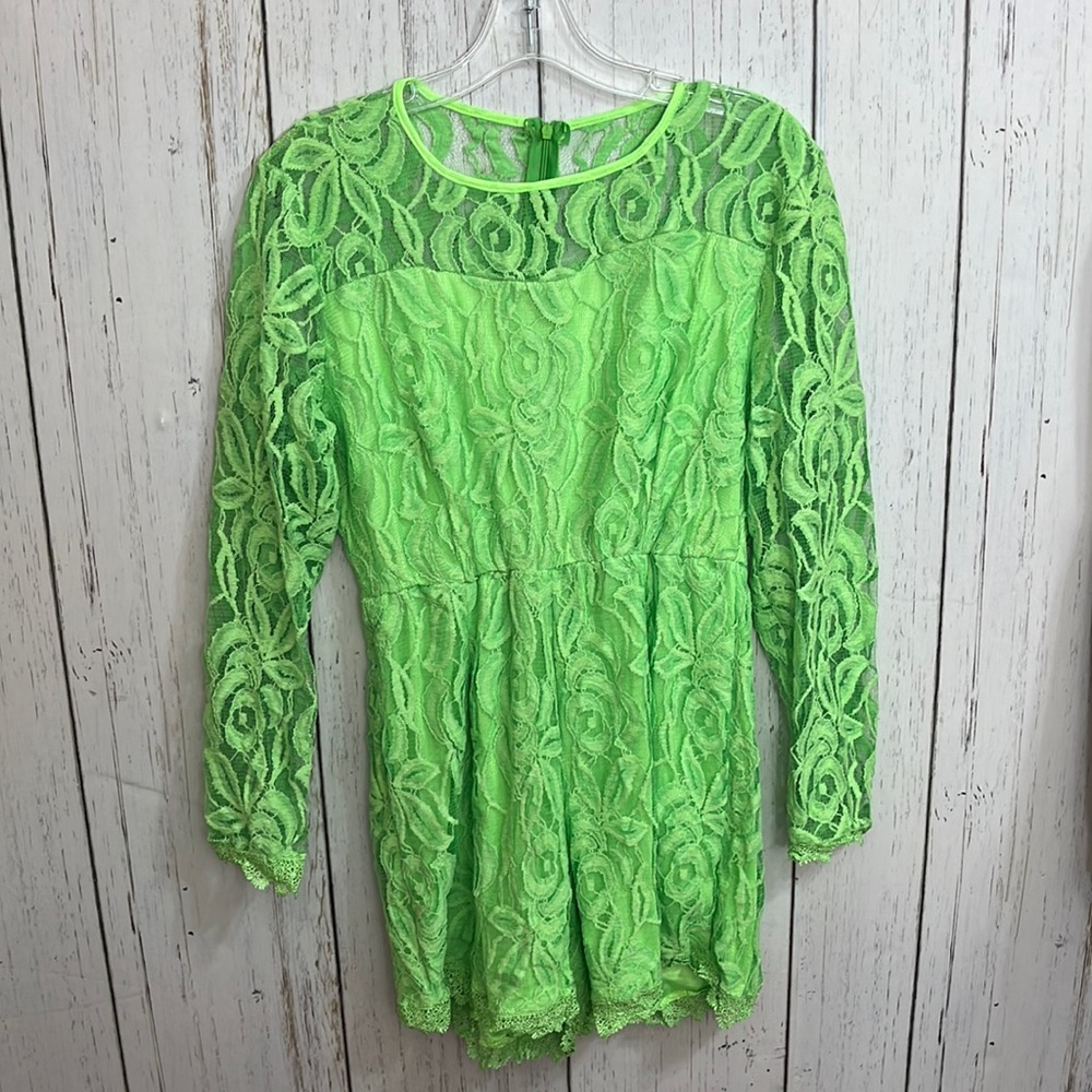 Romper Lime Green Long sleeves Lace layover